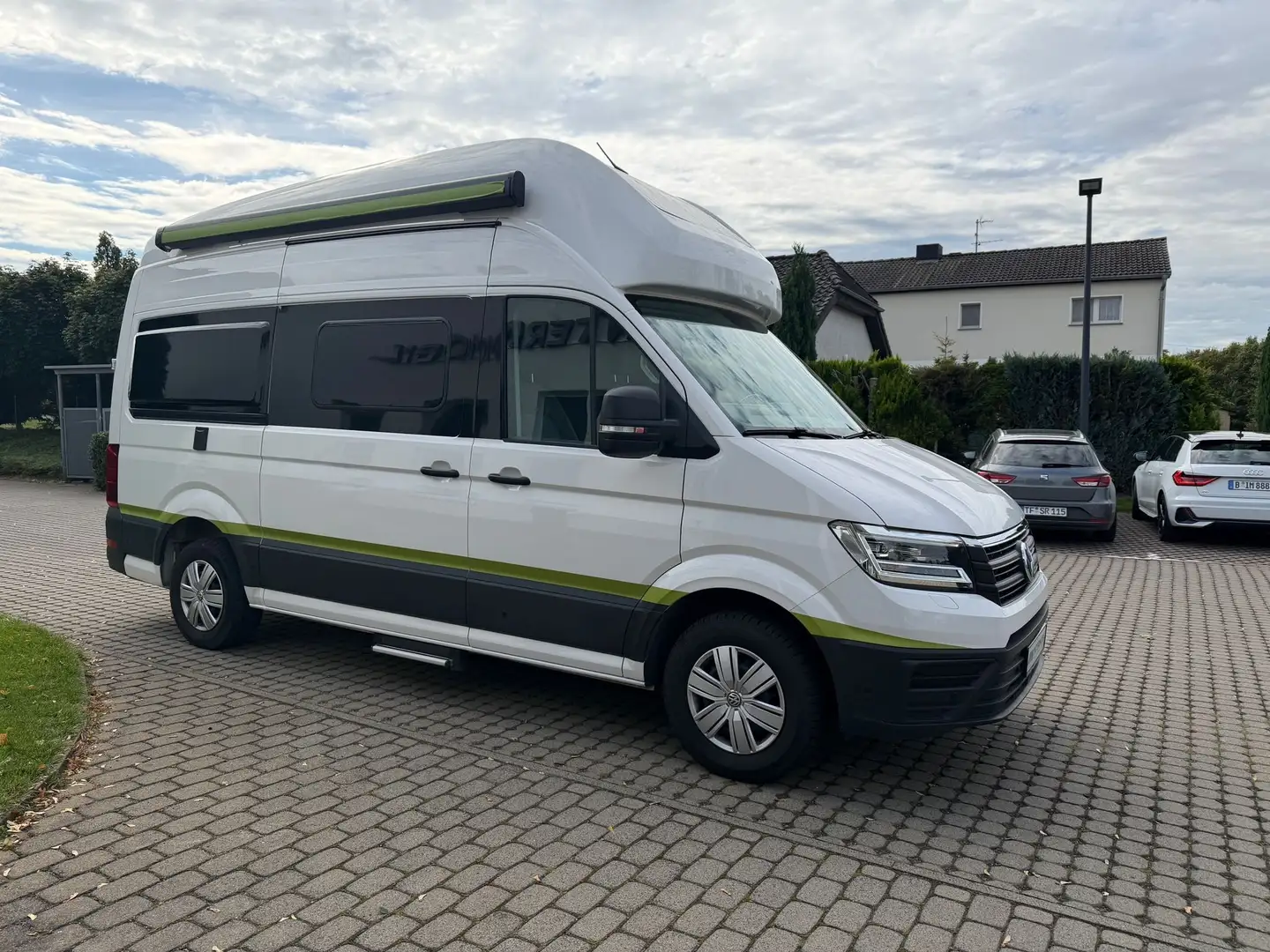 Volkswagen Grand California 600 FWD*Pano*Hochbett*ACC*Cam* Weiß - 2