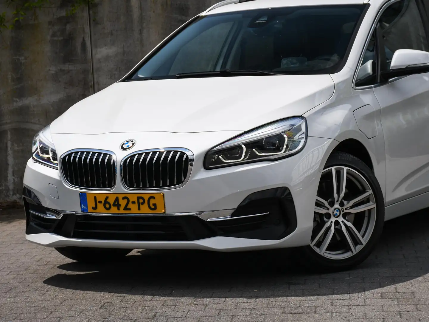BMW 225 2-serie Active Tourer High Executive 225xe iPerfor Blanc - 2