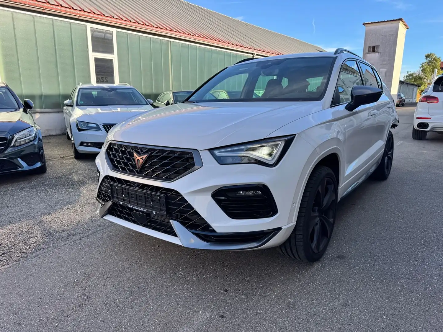 CUPRA Ateca VZ 4Drive LED Navi Akrapovic Auspuffanlage Weiß - 1