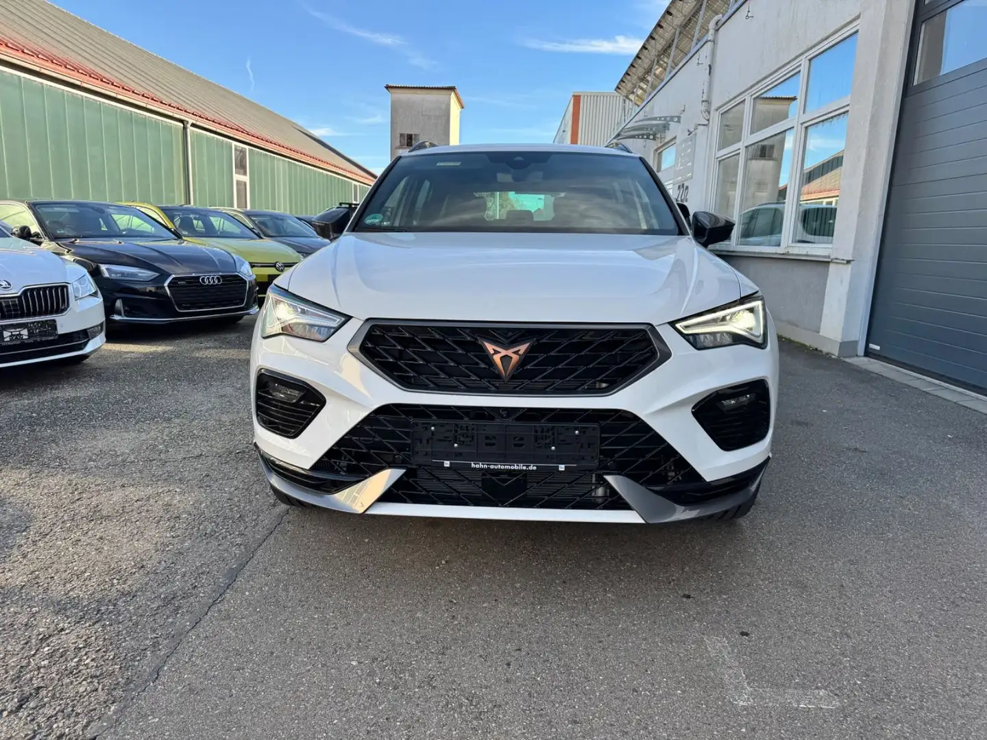 CUPRA Ateca VZ 4Drive LED Navi Akrapovic Auspuffanlage Weiß - 2