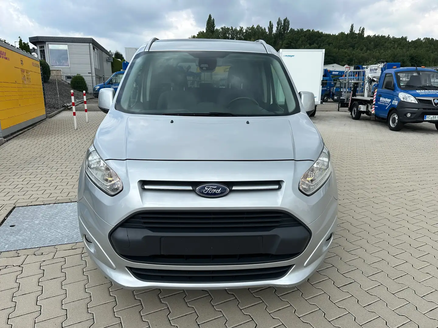 Ford Tourneo Connect Titanium Panorama TÜV Neu Серебристый - 2