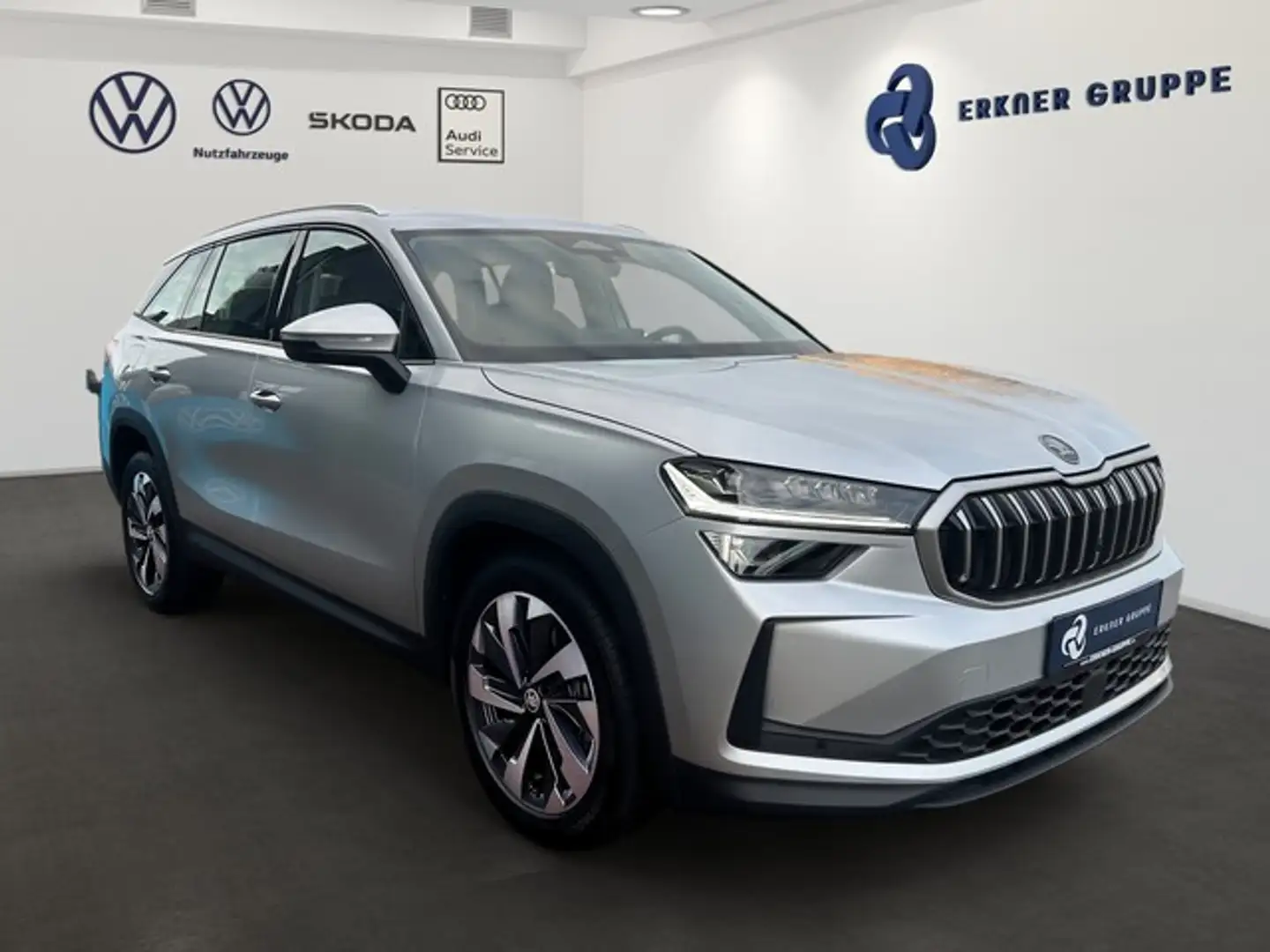 Skoda Kodiaq 1.5 TSI iV DSG Selection +AHK+NAVI+SHZ+GRA+MATRIX+ Grau - 2