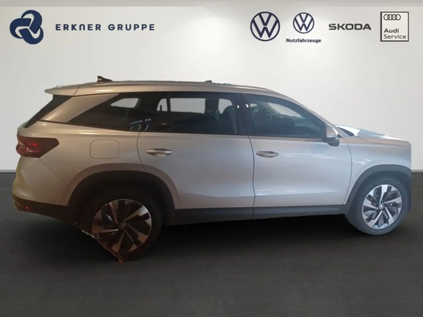 Skoda Kodiaq 1.5 TSI iV DSG Selection +AHK+NAVI+SHZ+GRA+MATRIX+ Gris - 2