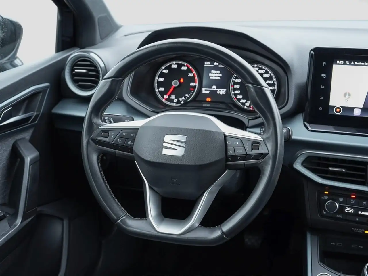 SEAT Arona 1.0 TSI Xperience /Navi/LED/DAB+ 13