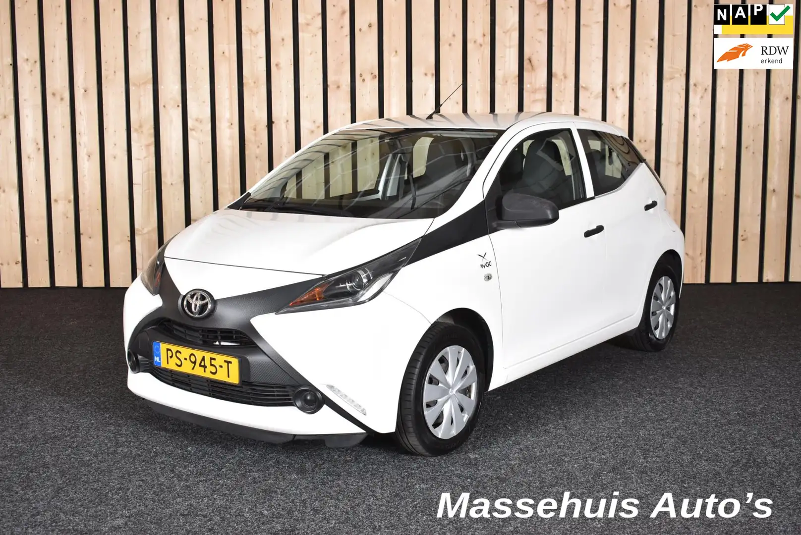Toyota Aygo 1.0 VVT-i x-fun 97dkm Airco Cruise Dealerauto Zuin Blanco - 1