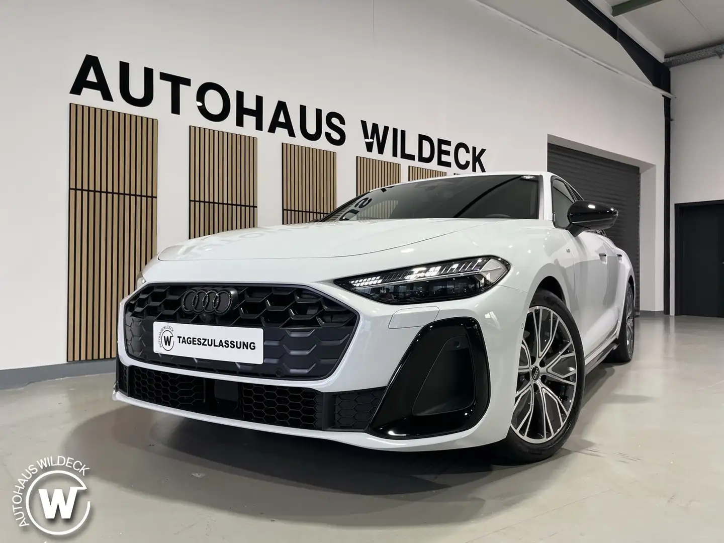 Audi A5 A5 Lim. S line TDI Navi ACC Matrix 360° Optikp. Weiß - 2
