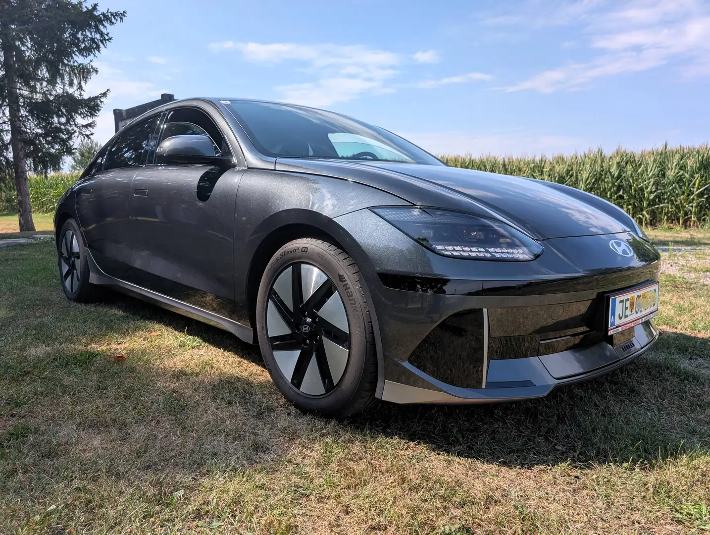 Hyundai IONIQ 6 Ioniq 6 Elektro 77,4kWh 4WD Plus Line Long Range Aut. Plus Line Grau - 1