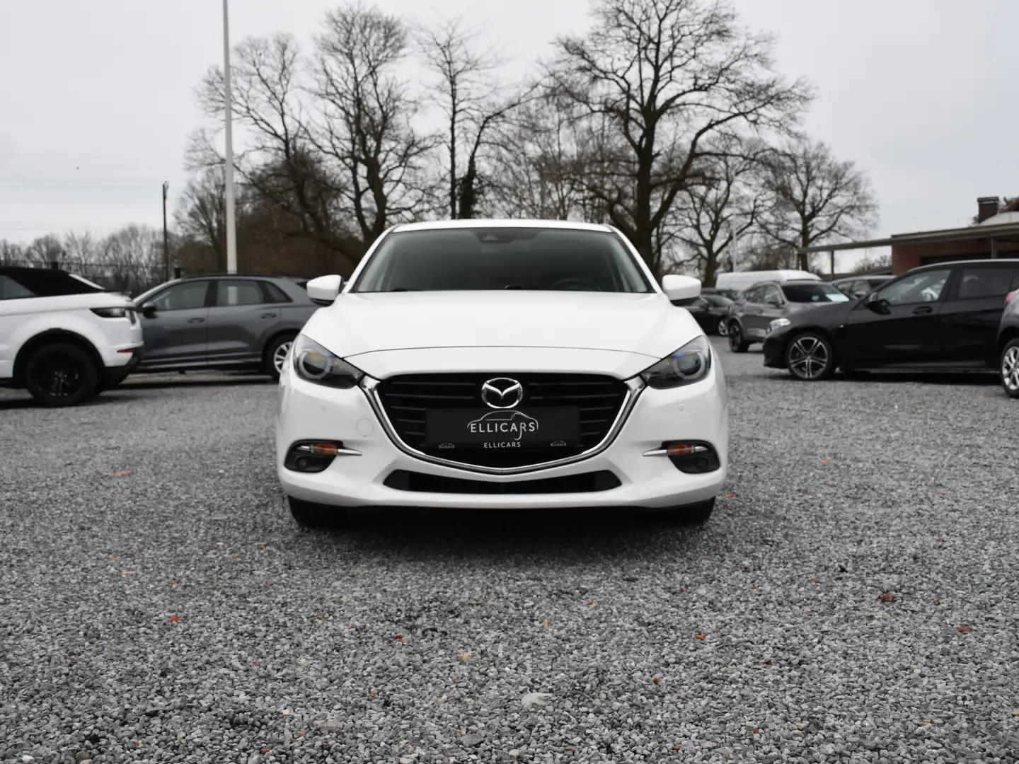 Mazda 3 2.0 SKYACTIV EXCLUSIVE / GPS / CAMERA / BOSE / DAB White - 2