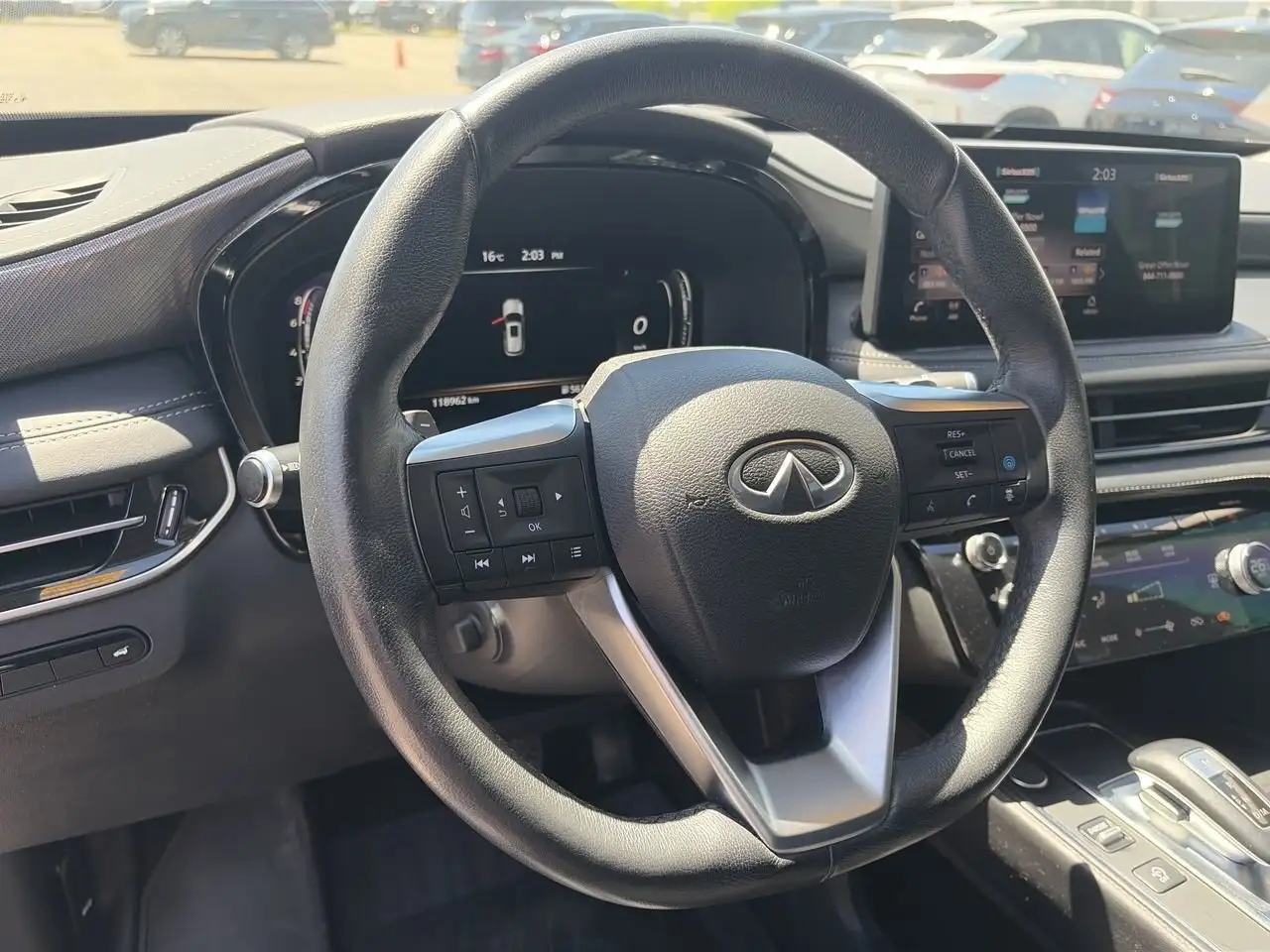 Infiniti QX60 снимка Infiniti QX60