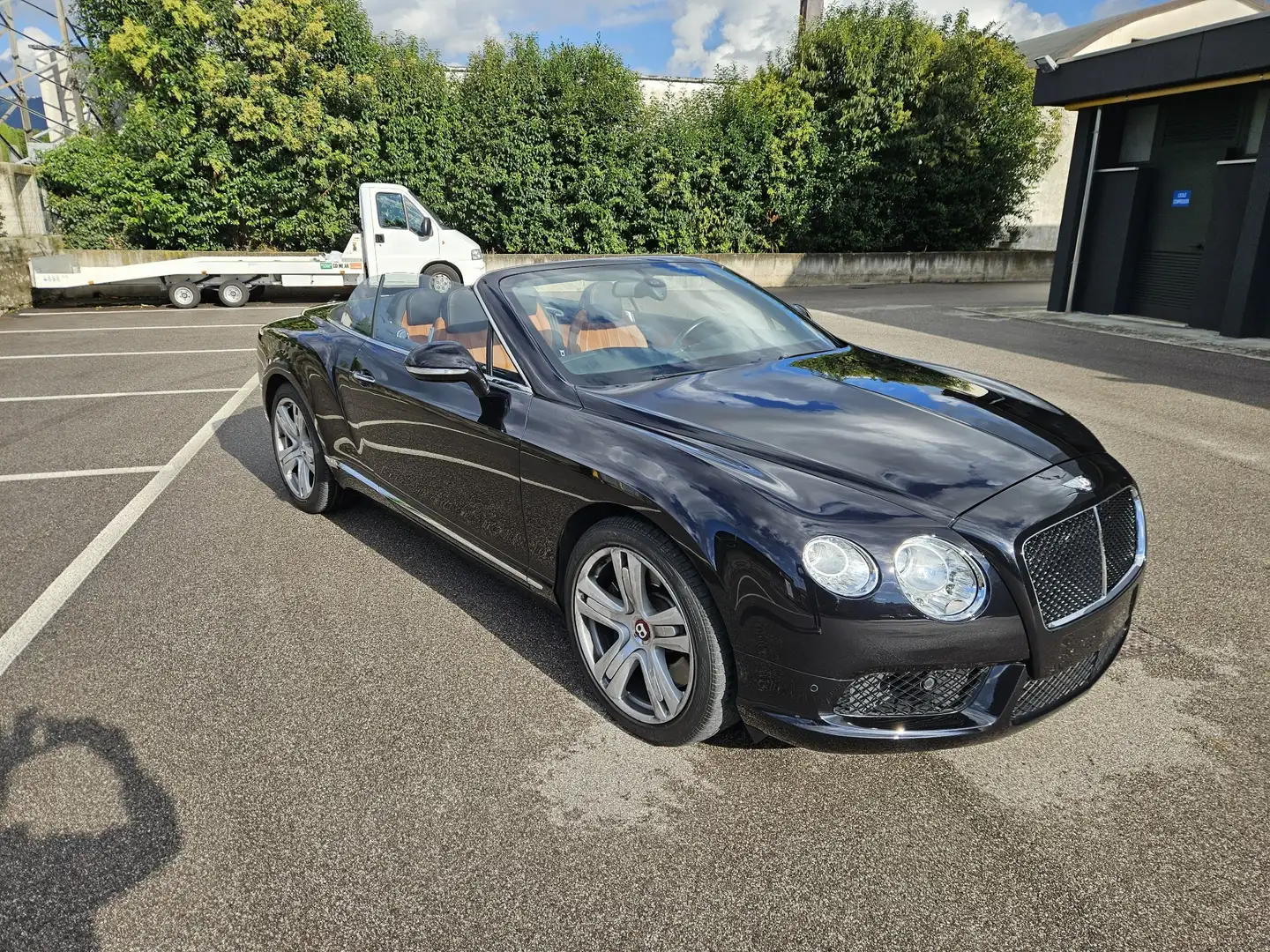 Bentley Continental GTC 4.0 V8 507cv - 1