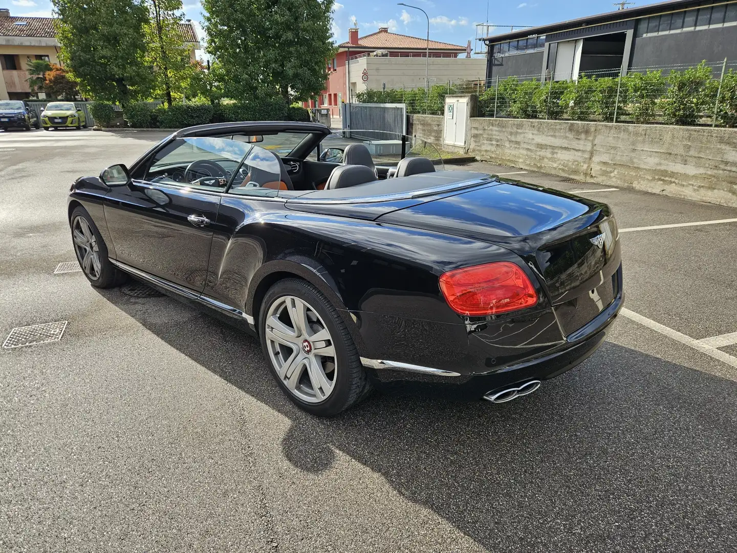 Bentley Continental GTC 4.0 V8 507cv - 2