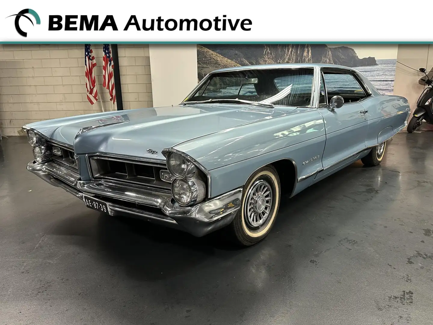 Pontiac Grand-Prix V8 Automaat Blauw - 1