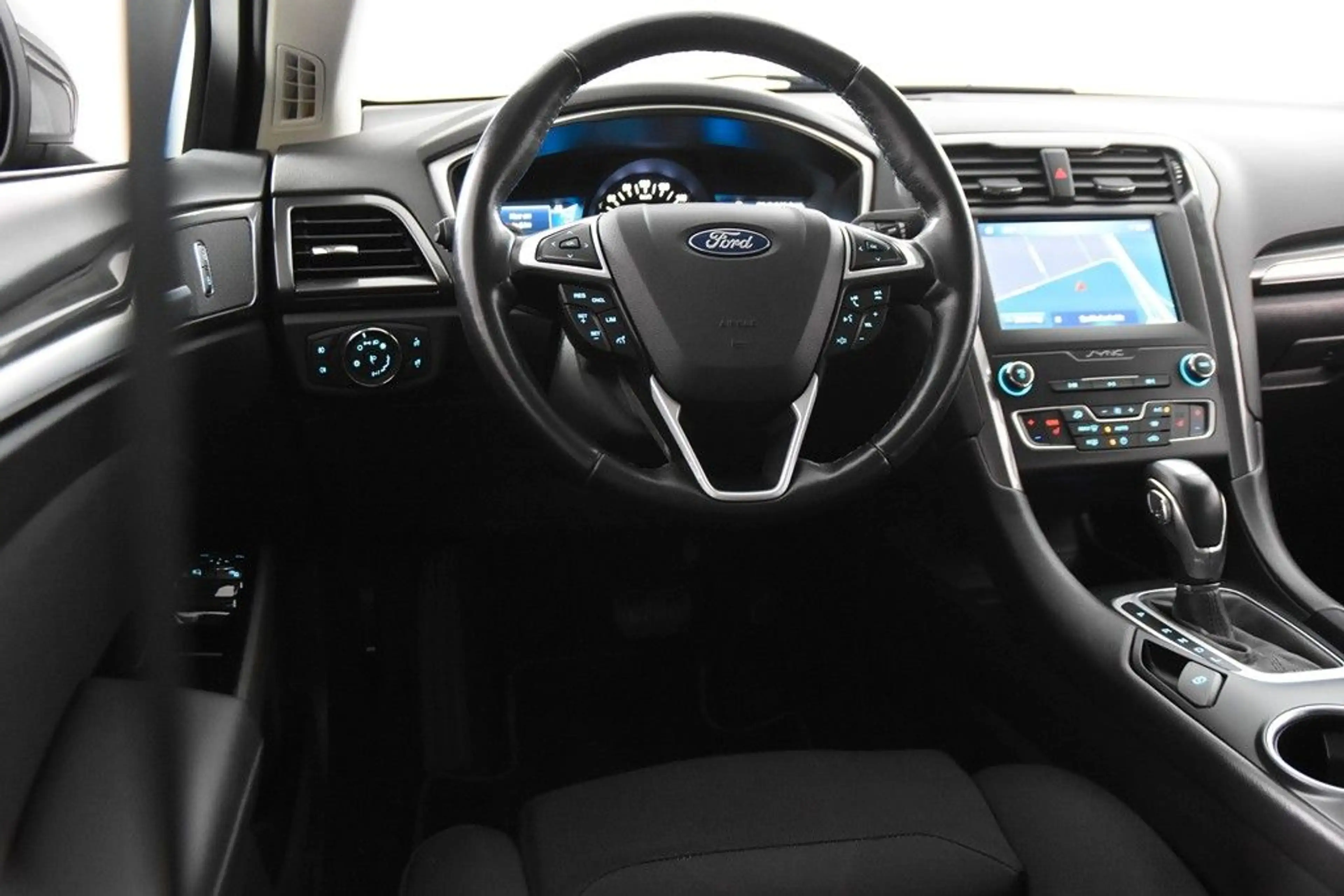 Ford Mondeo Turnier 2.0 Hybrid *1.Hand*4xSHZ*Navi*AHK — photo 9