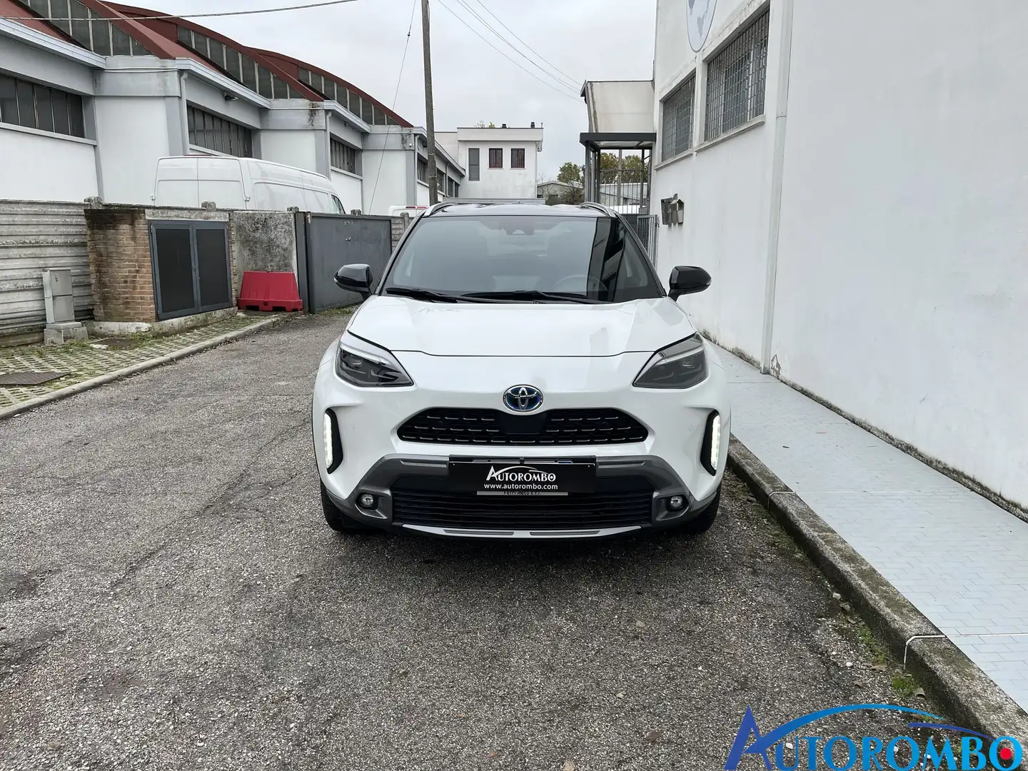 Toyota Yaris Cross Yaris Cross 1.5 Hybrid 5p. E-CVT Adventure - 2