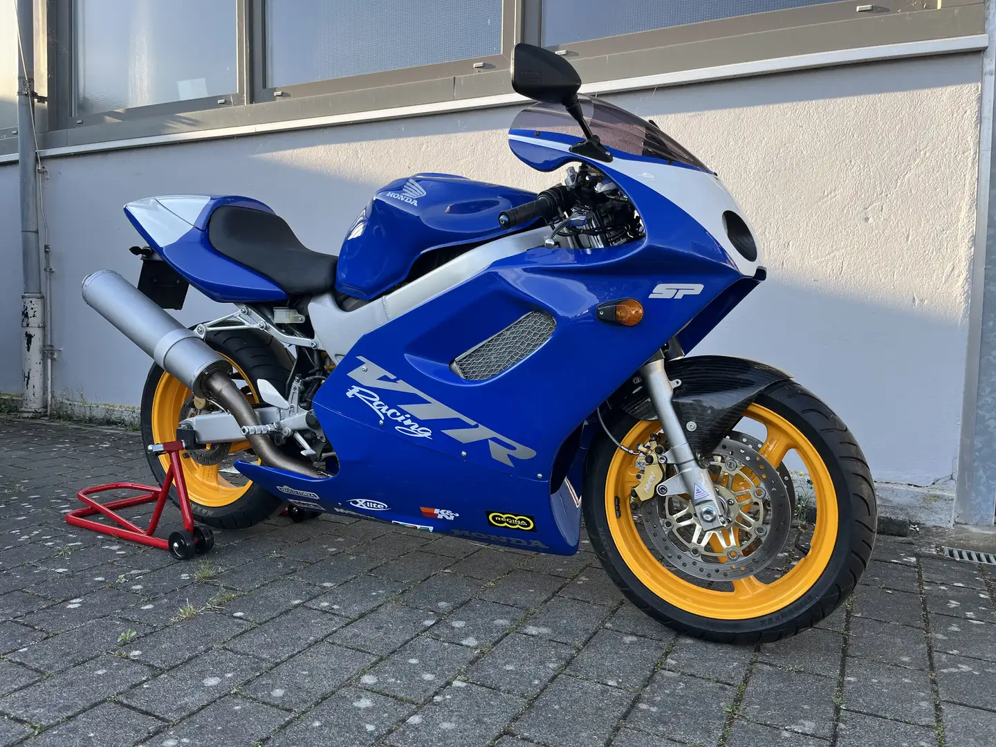 Honda VTR 1000 SP Replika, ein Vorbesitzer Blauw - 2
