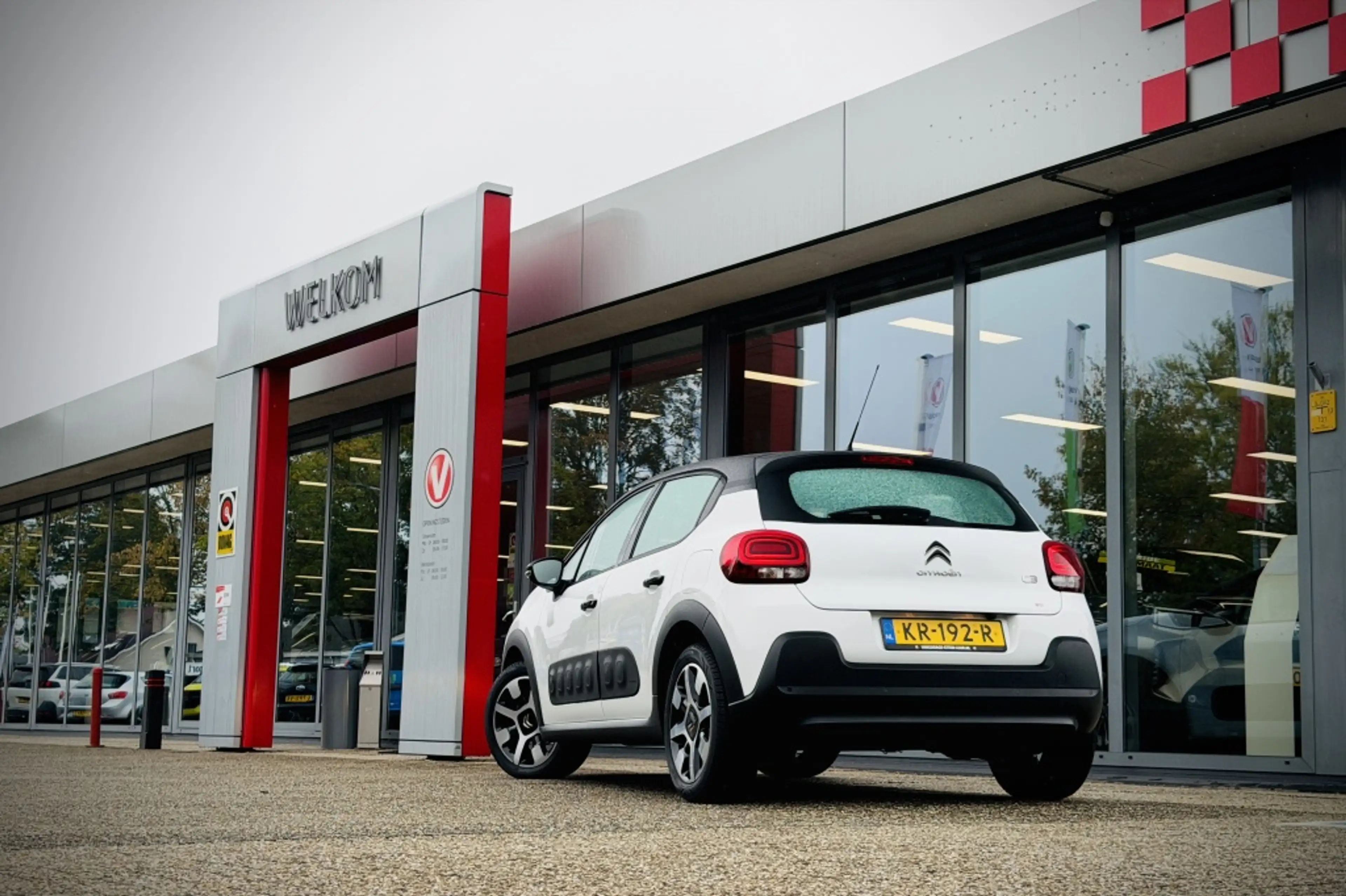 Citroen C3 1.2 110PK Shine | CAMERA | CARPLAY | CLIMA | CRUIS — photo 9