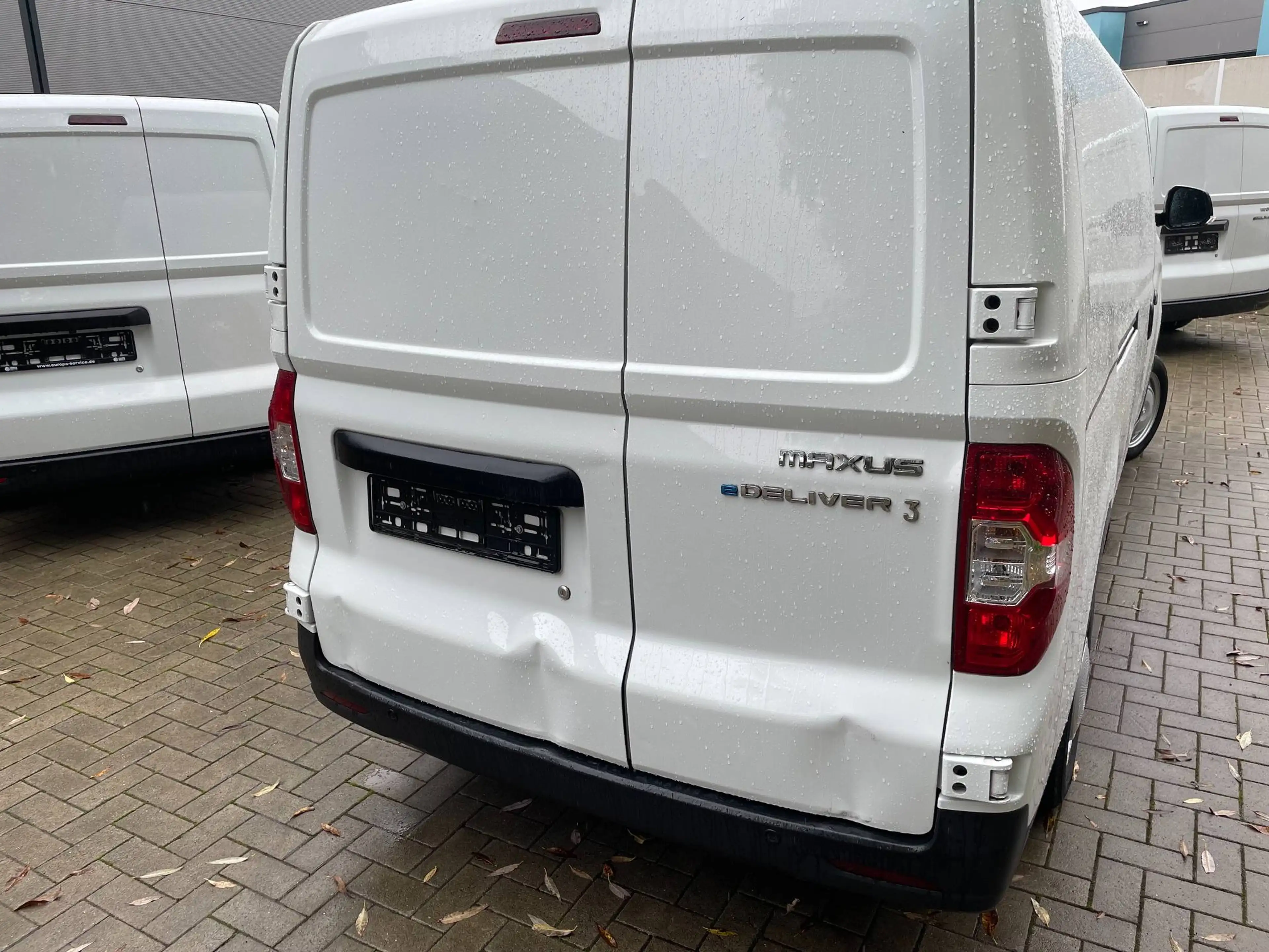 Maxus eDeliver 3 Elektro Transporter — photo 4