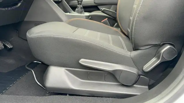 Dacia Sandero view 13
