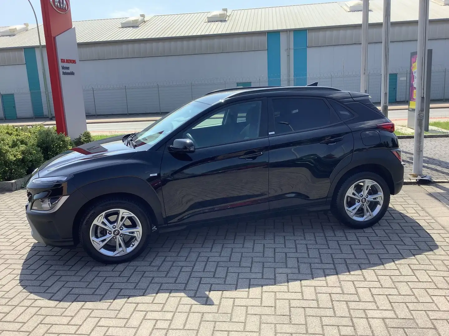 Hyundai KONA Kona 1.0 T-GDI Trend Mild-Hybrid 2WD (EURO 6d) Schwarz - 2