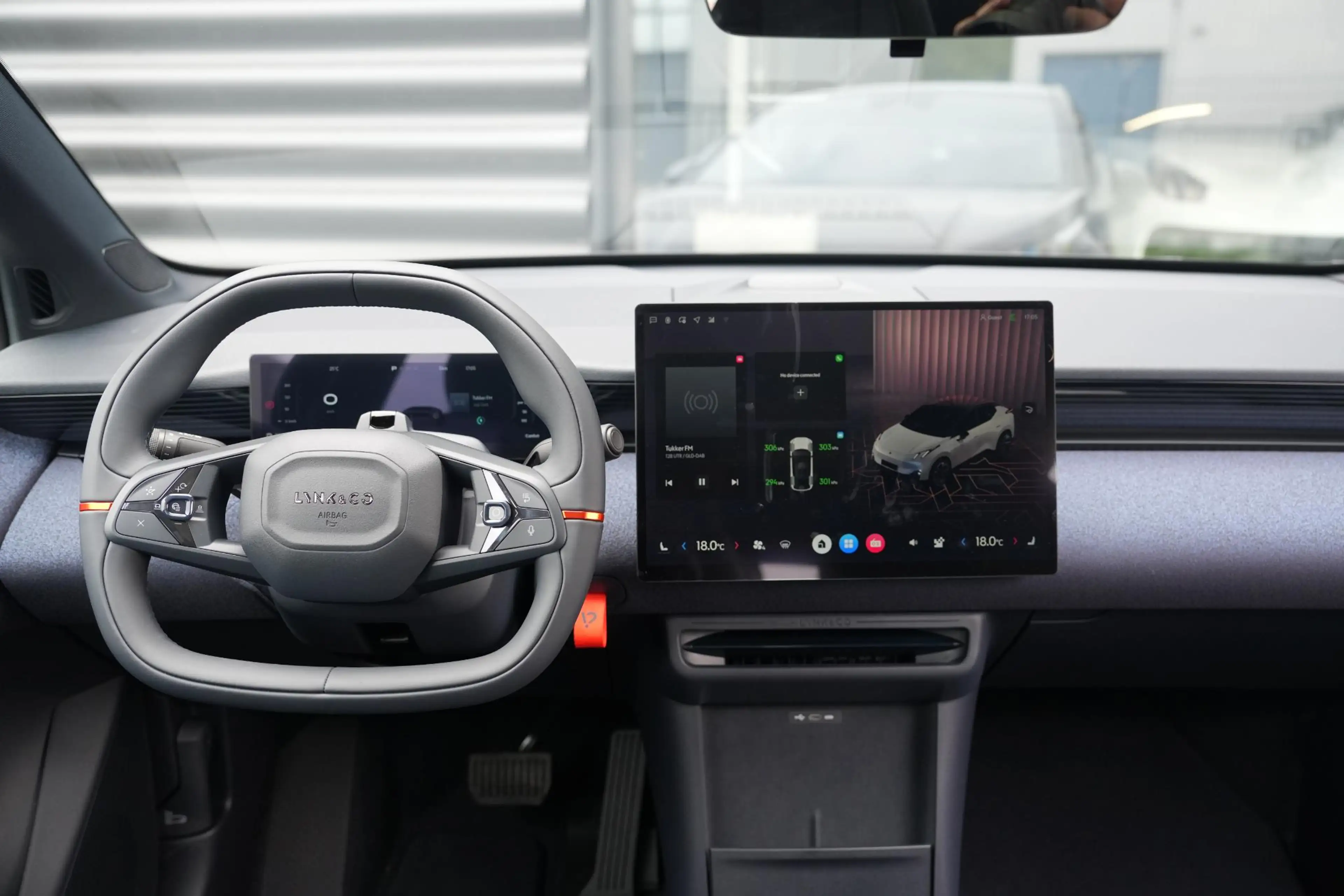 Lynk & Co 02 Core 66 kWh | 1600KG Trekgewicht | Stoelverwarming — photo 7