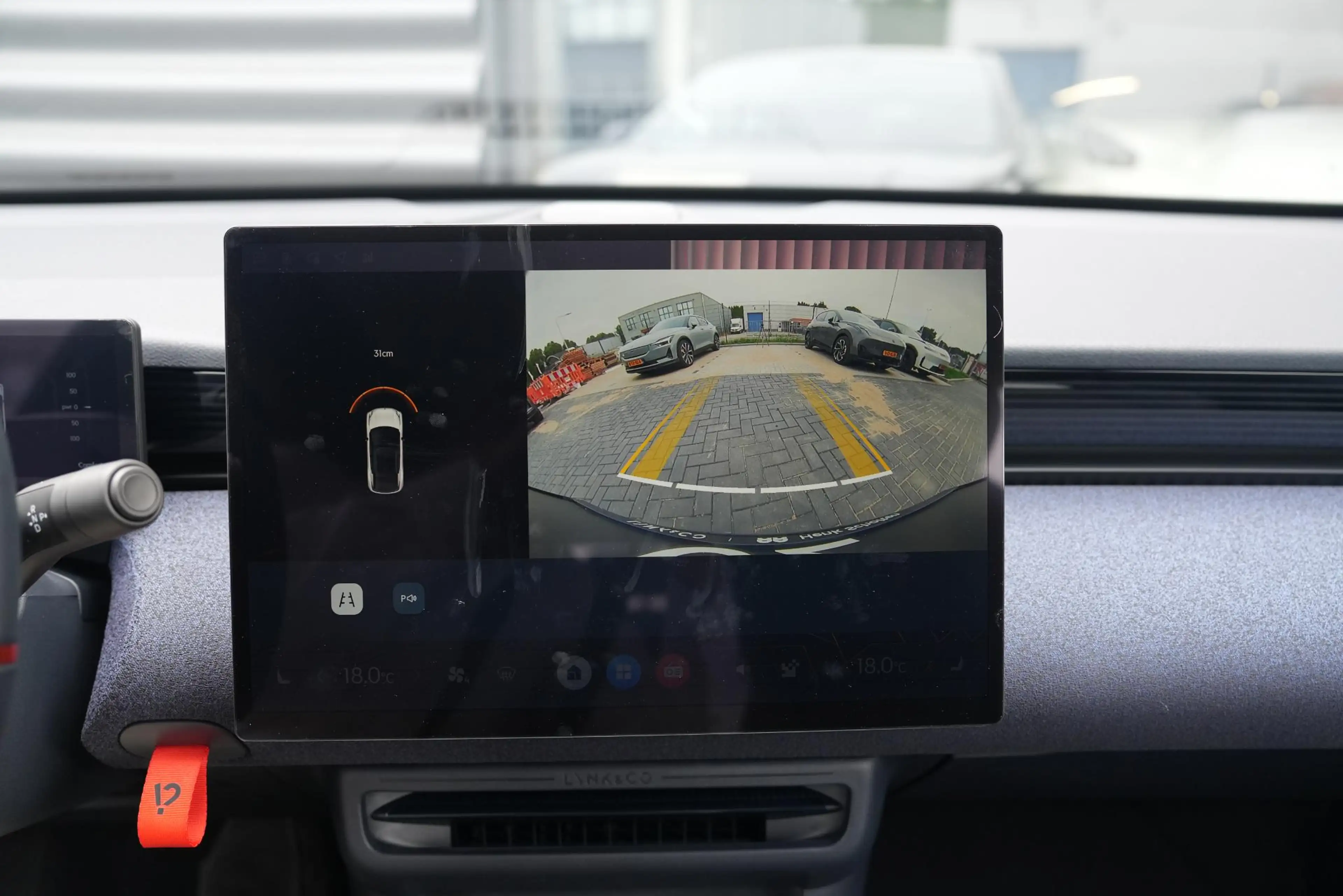 Lynk & Co 02 Core 66 kWh | 1600KG Trekgewicht | Stoelverwarming — photo 13