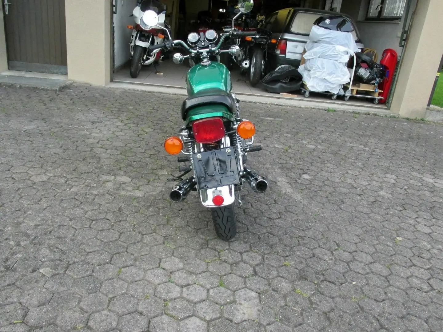 Kawasaki Z 650 B Verde - 2