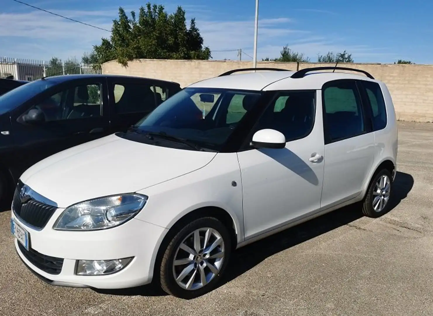 Skoda Roomster 1.6 tdi Ambition 90cv Blanc - 2