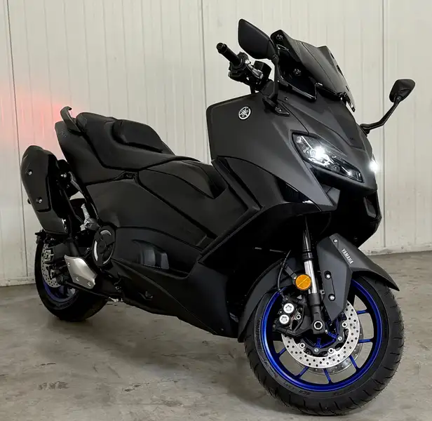 Yamaha TMAX 560 - foto 4