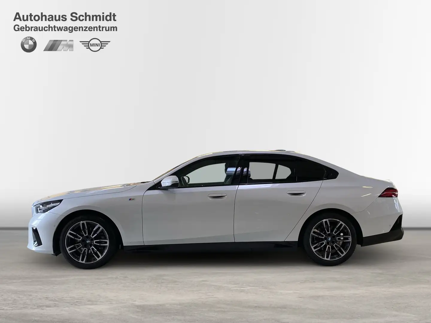 BMW 520 i Limousine*M Sportpaket*LC Prof.*HUD*AHK*H/K*DAB* Weiß - 2