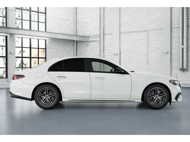 Mercedes-Benz E 220 d AMG Limousine — photo 6