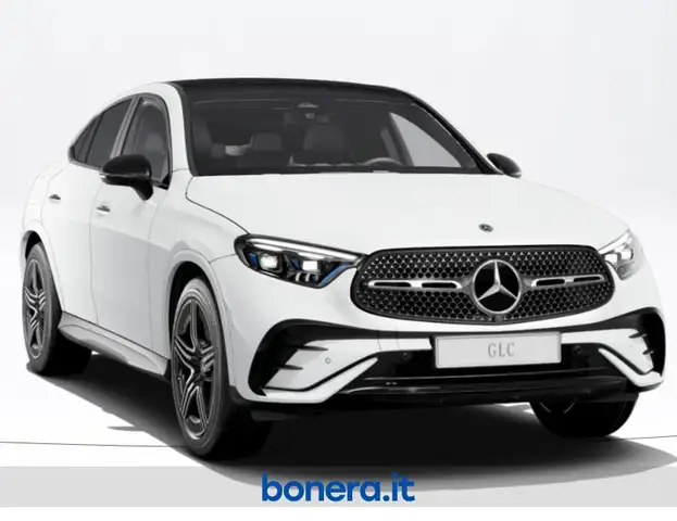 Mercedes-Benz GLC view 2