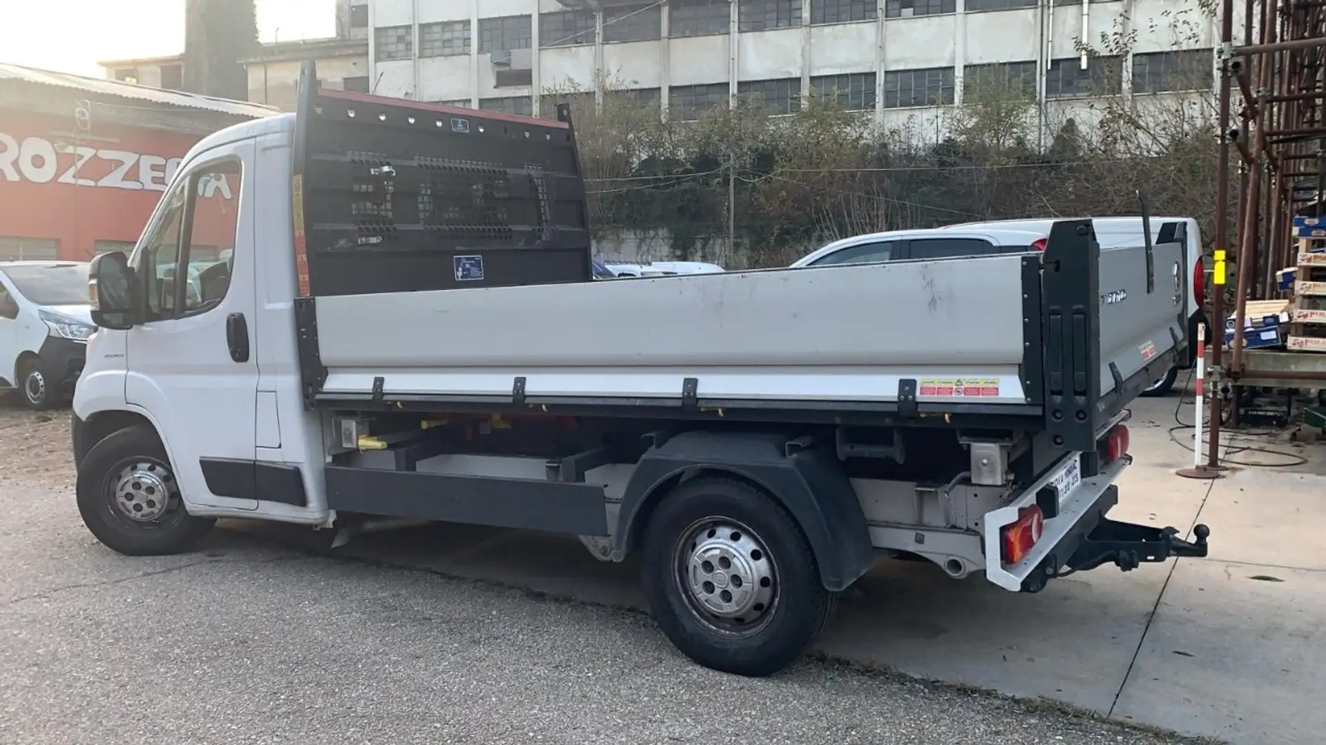 Fiat Ducato 2.3 MJT 130 CV RIBALTABILE TRILATERALE Bianco - 2