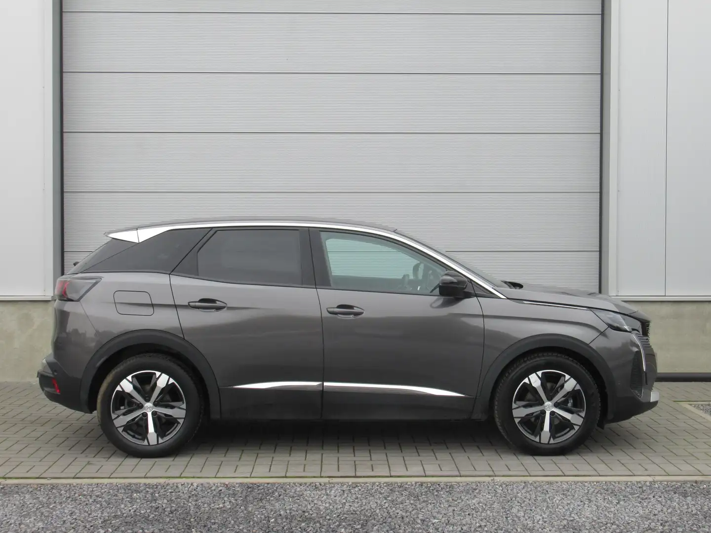 Peugeot 3008 1.5 BlueHDi / € 15700 netto / Aut. / Half Leder Grijs - 2