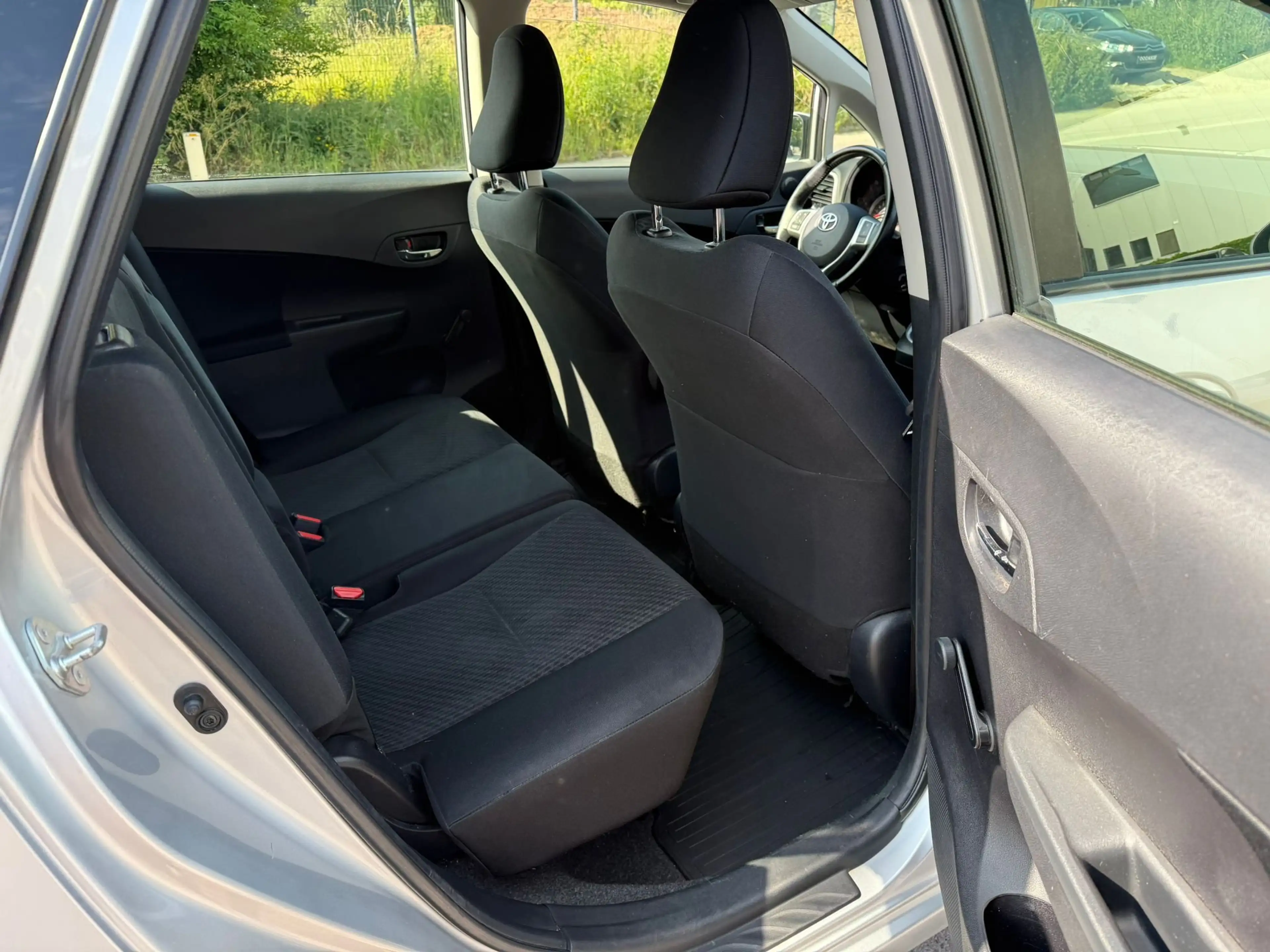Toyota Verso-S Verso S 1.33 VVT-**12M GARANTIE**CARNET COMPLTES** — photo 8