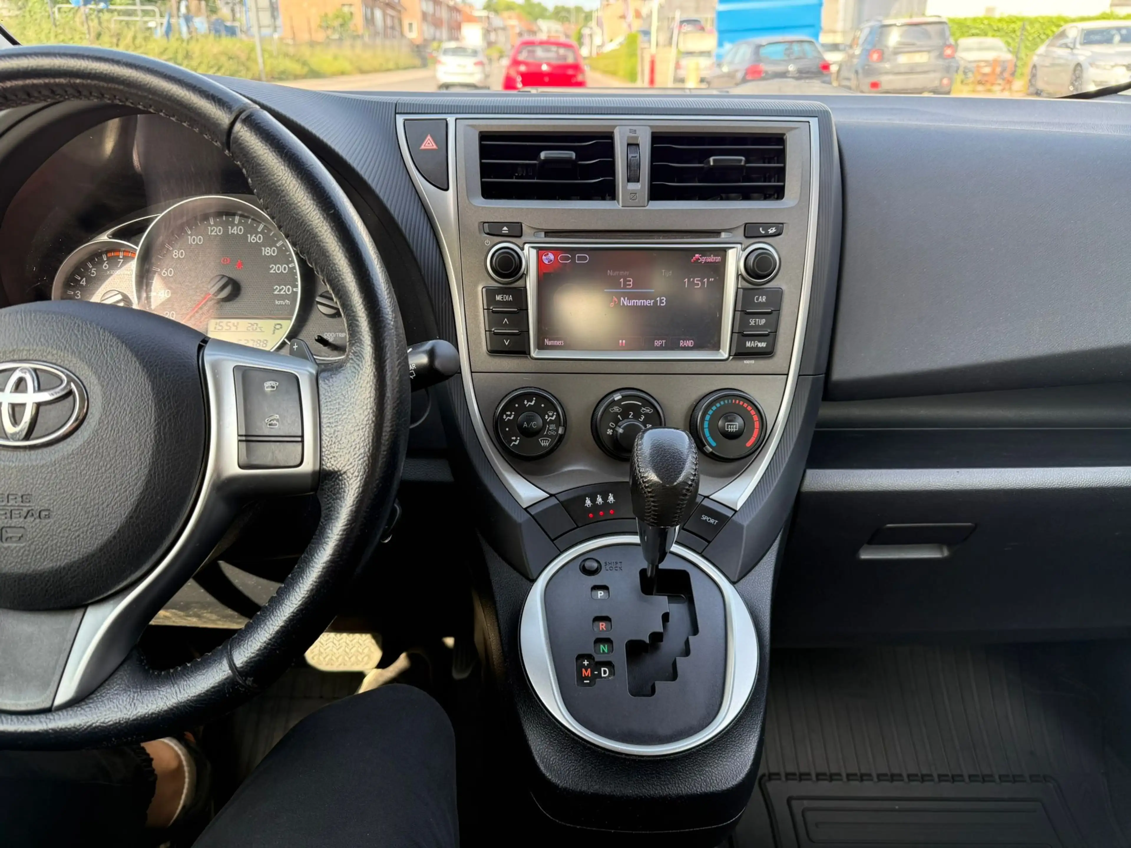Toyota Verso-S Verso S 1.33 VVT-**12M GARANTIE**CARNET COMPLTES** — photo 13