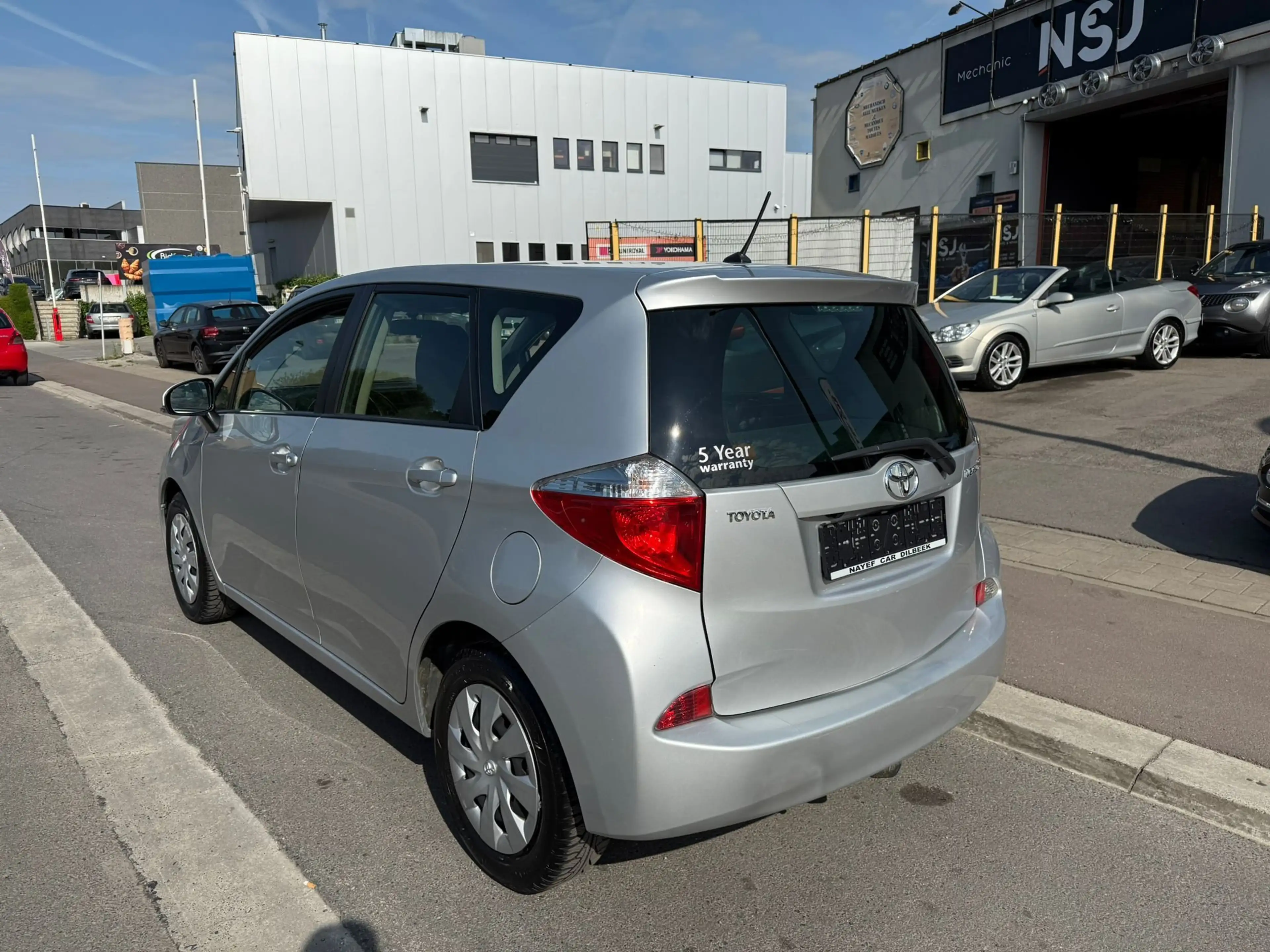 Toyota Verso-S Verso S 1.33 VVT-**12M GARANTIE**CARNET COMPLTES** — photo 7
