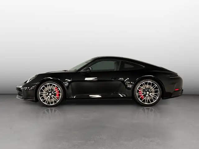 Porsche 911 view 2