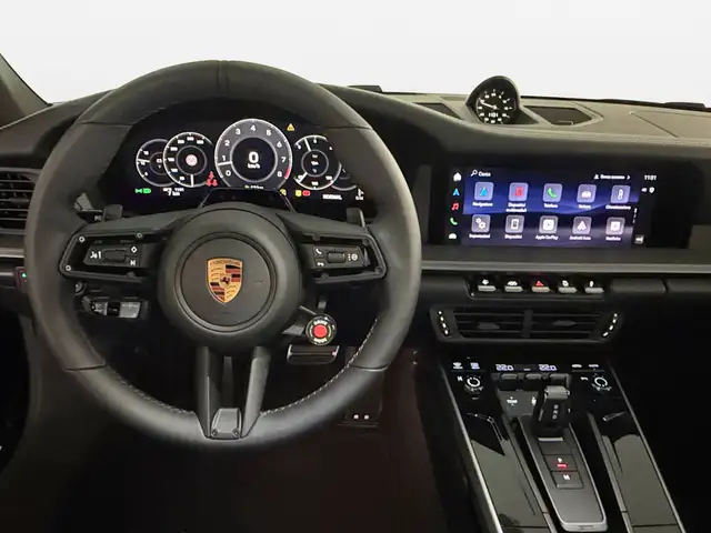 Porsche 911 view 11