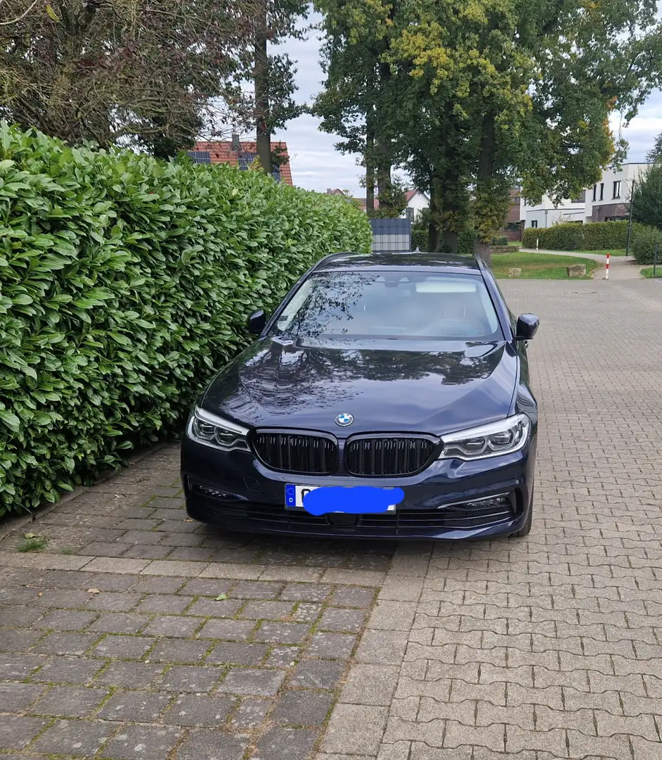 BMW 530 530i Touring Aut. Sport Line - 1