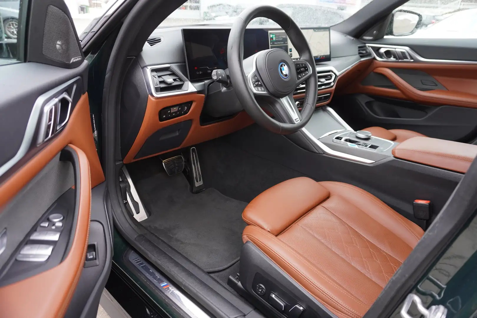 BMW i4 eDrive40 Gran Coupé M Sport Pro Sitzbelüftung Lase Grün - 2