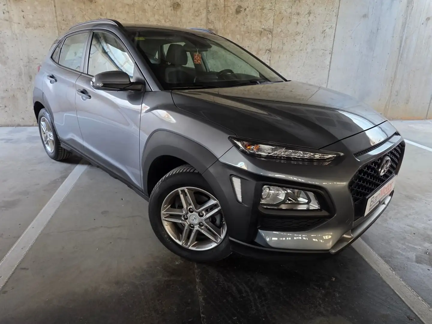 Hyundai KONA 1.0 TGDI Tecno 4x2 Gris - 2