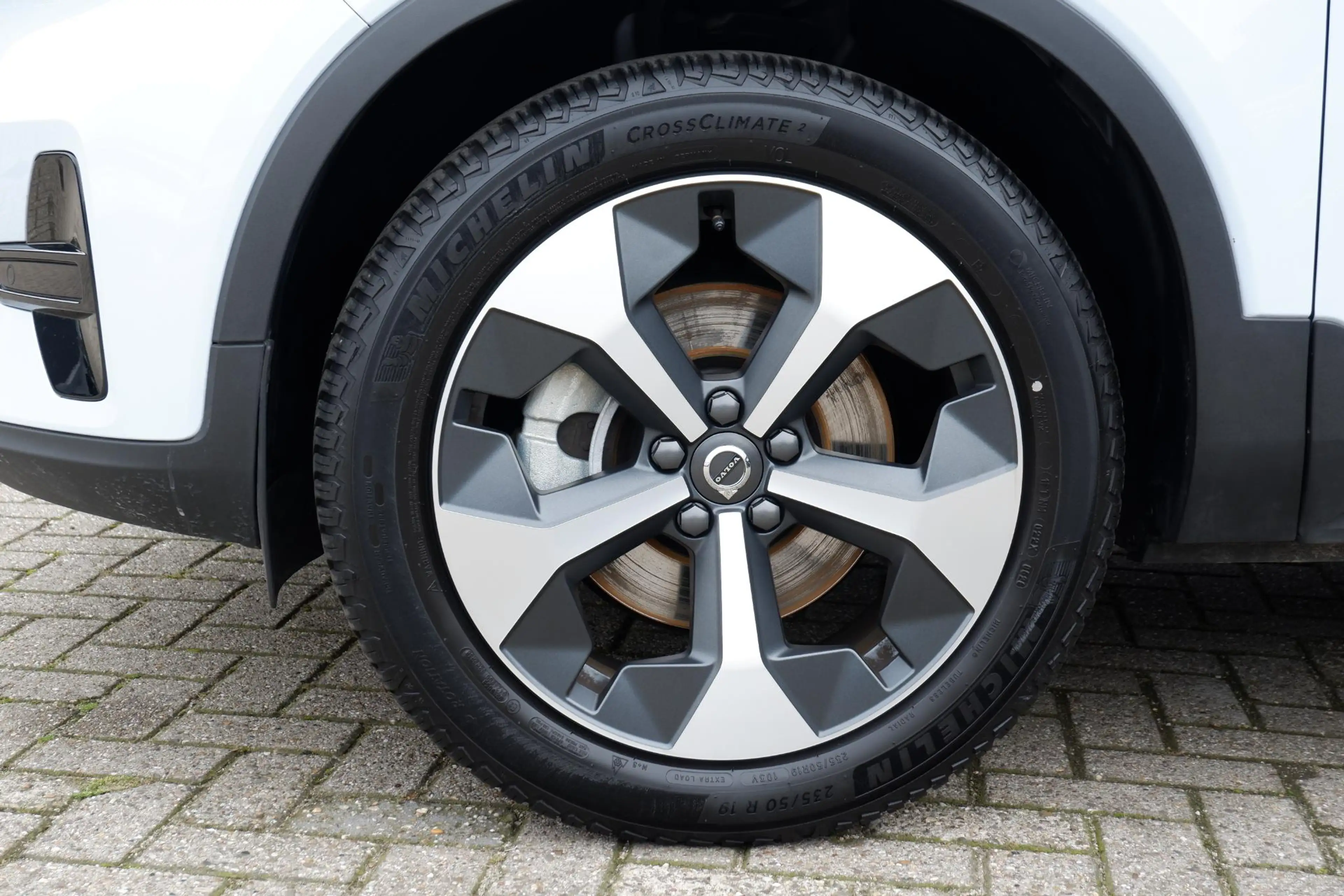 Volvo XC40 B4 Plus Dark | Trekhaak | Verwarmbare voorstoelen, — photo 8