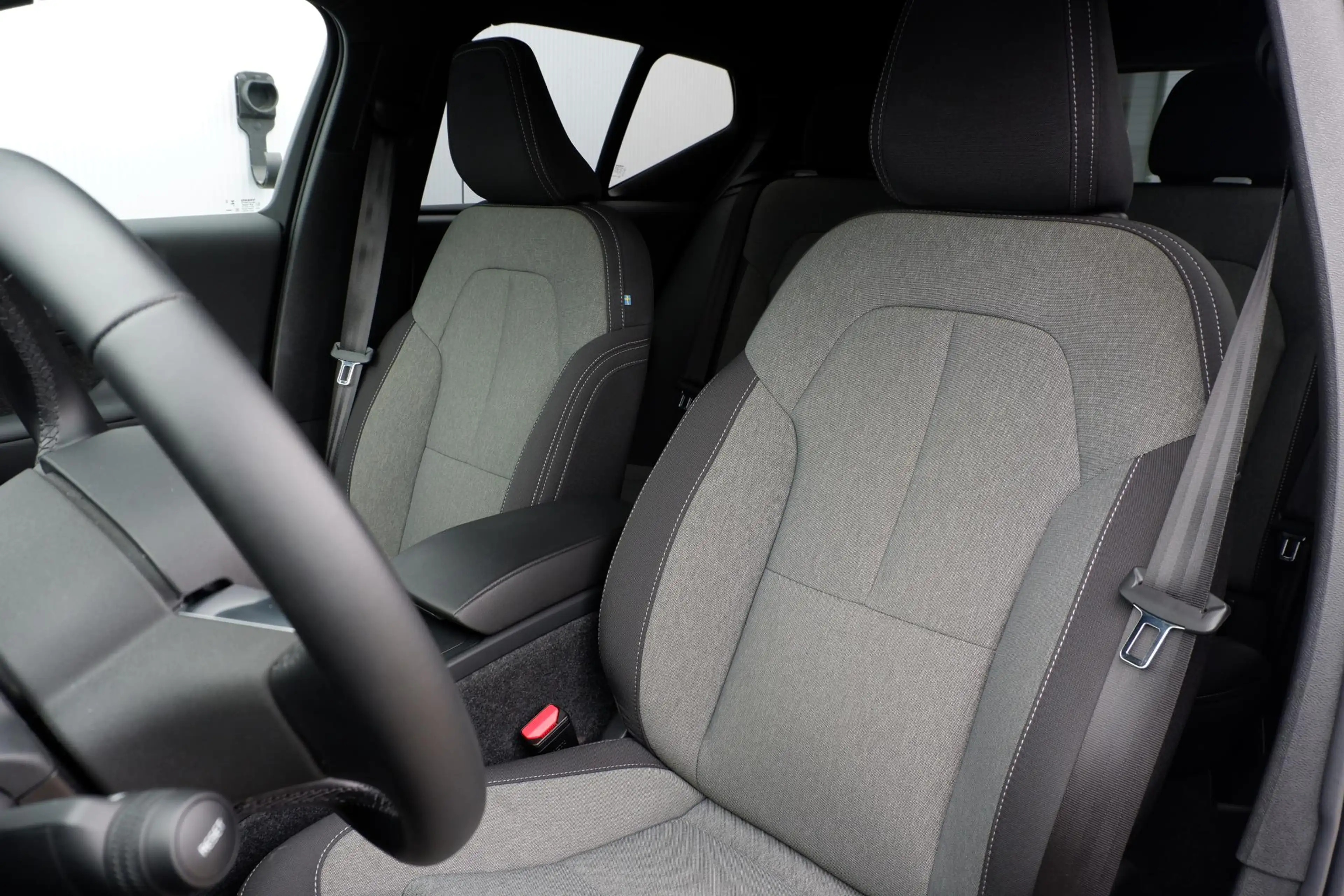 Volvo XC40 B4 Plus Dark | Trekhaak | Verwarmbare voorstoelen, — photo 11