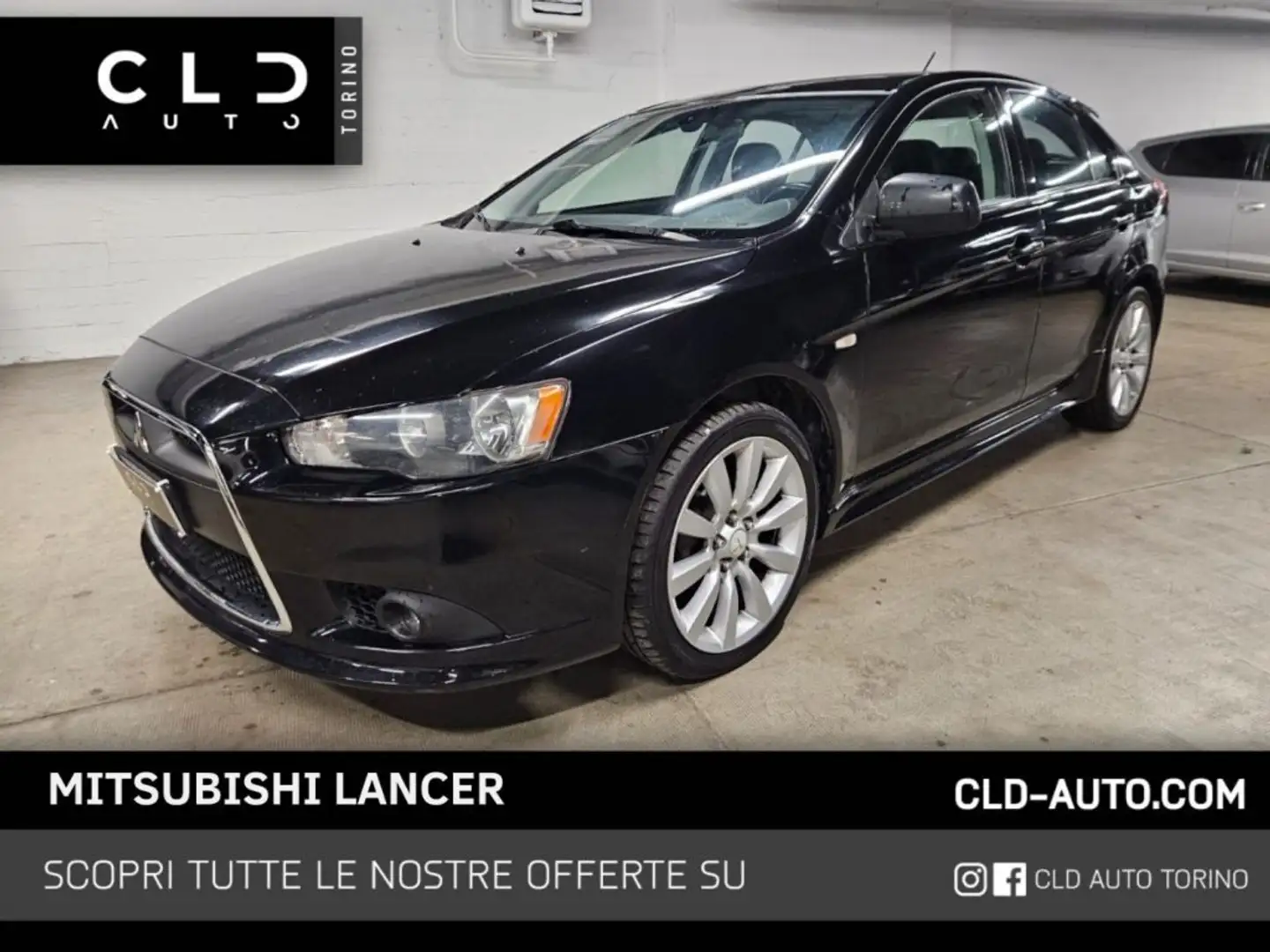 Mitsubishi Lancer 2.0 DI-D 5p. Sportback DPF Invite Noir - 1