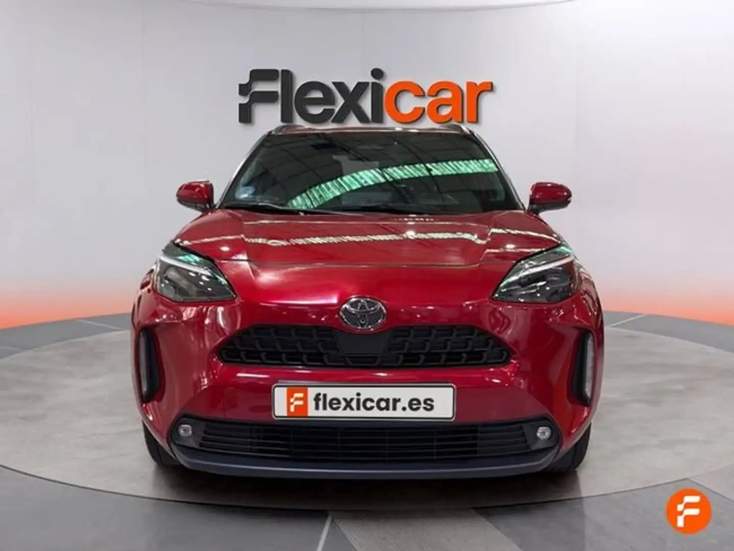 Toyota Yaris Cross 120H Active Plus Rojo - 2