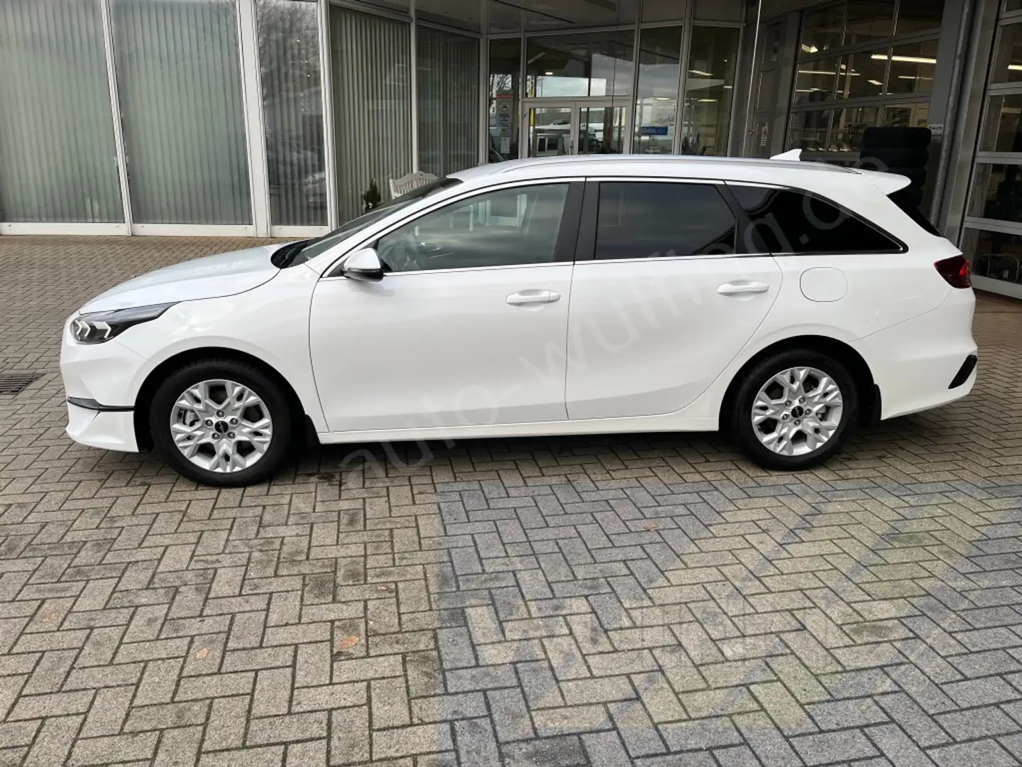 Kia Ceed SW / cee'd SW 1.5T-GDI DCT Vision Kamera Navi LED-SW Weiß - 2