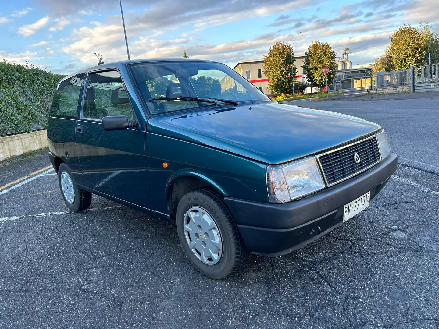 Lancia Y Y10 1.0 Fire - 1