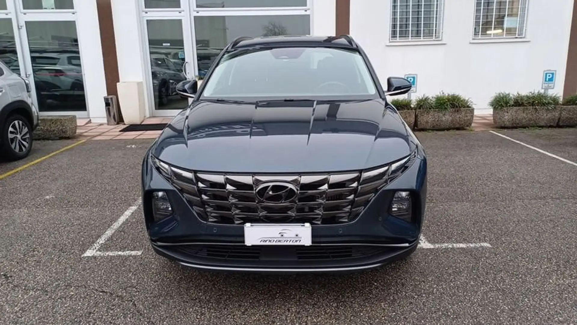 Hyundai TUCSON 1.6 T-GDI 48V Exellence ( NO VINCOLO FINANZIARIO ) Blau - 1