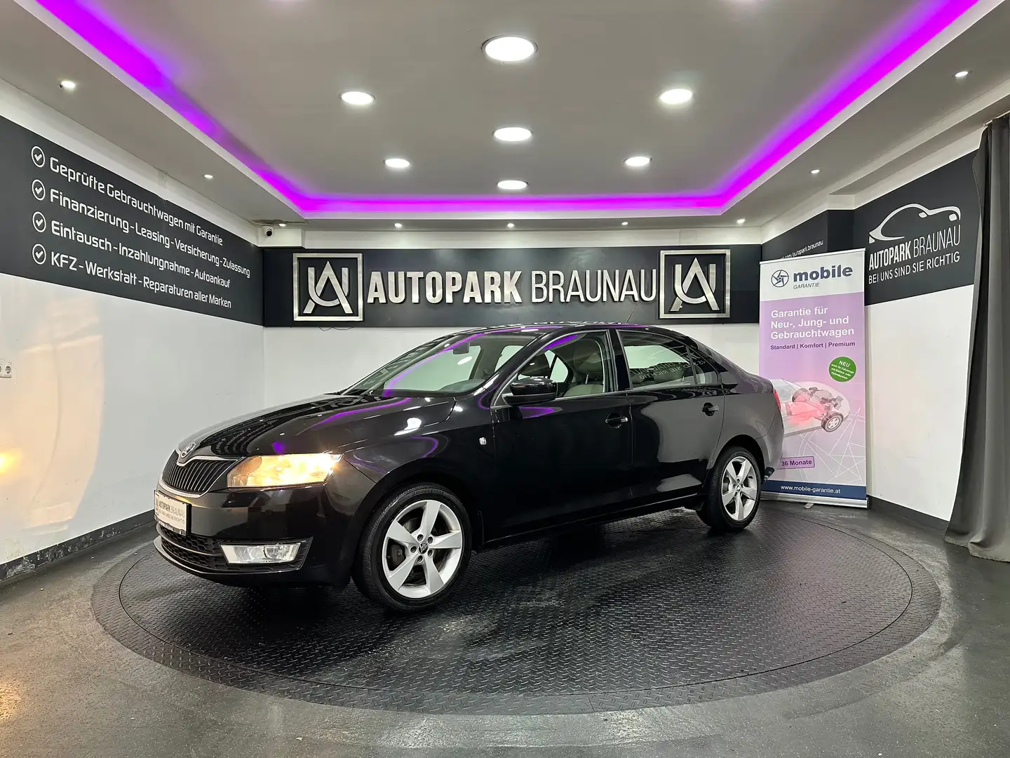 Skoda Rapid/Spaceback 1,2 Elegance TSI Green tec *KLIMA*TEMPO* Schwarz - 2