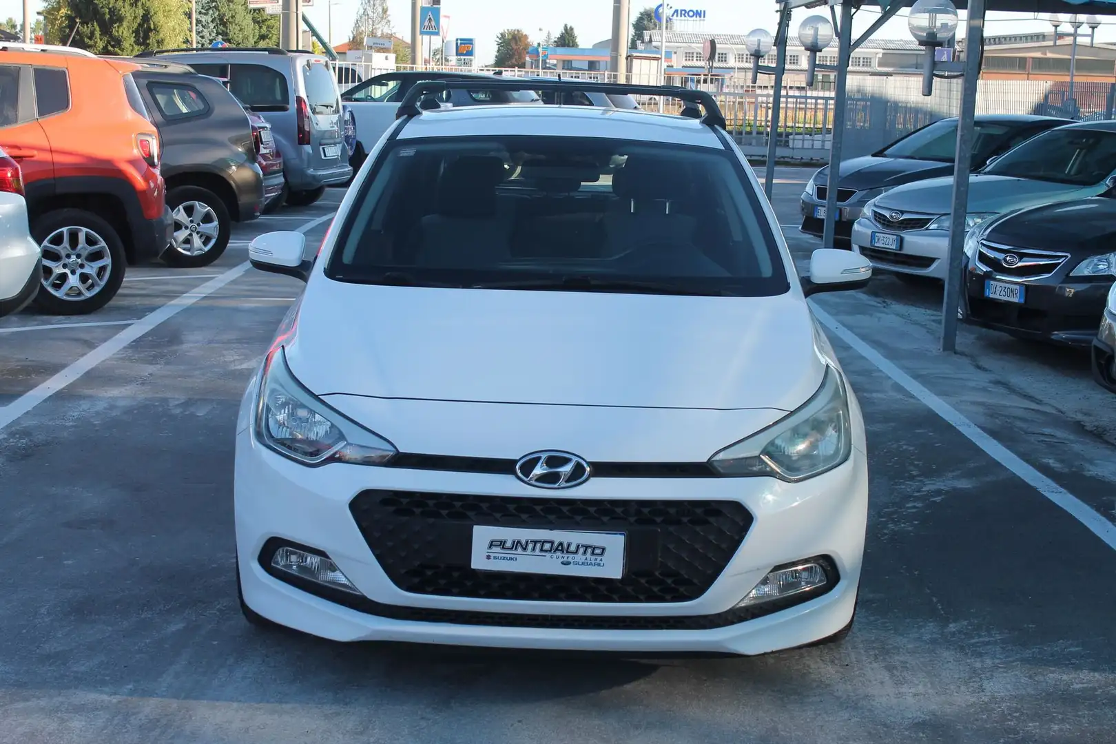 Hyundai i20 i20 1.1 CRDi 12V 5 porte Classic Bianco - 2